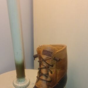 Sperry Tan and Brown Leather Boots Casual Vintage-Inspired Design